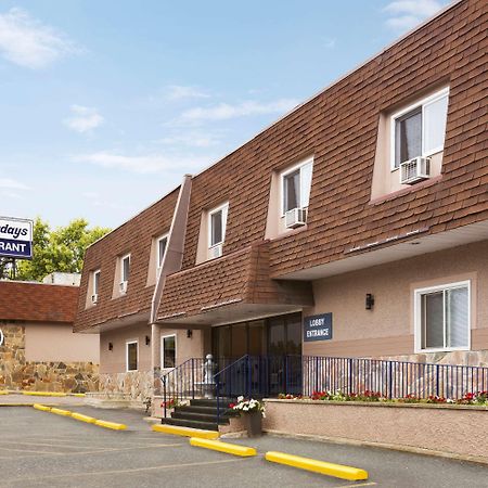 Travelodge By Wyndham קנורה מראה חיצוני תמונה